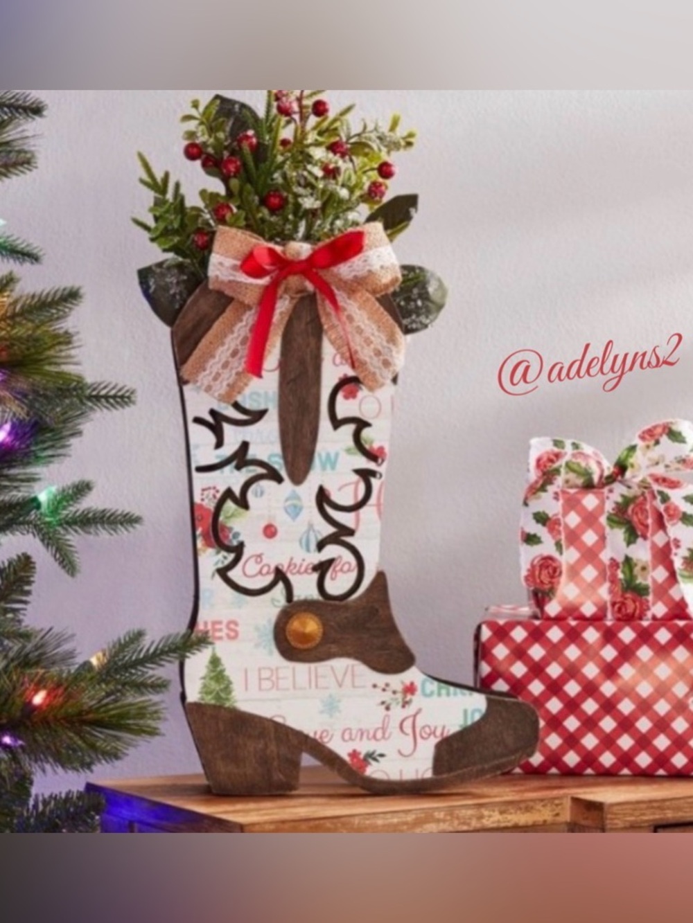 Last One! Buy Now! 🌺 New Pioneer Woman Christmas Countertop Cowgirl Boot Decor
